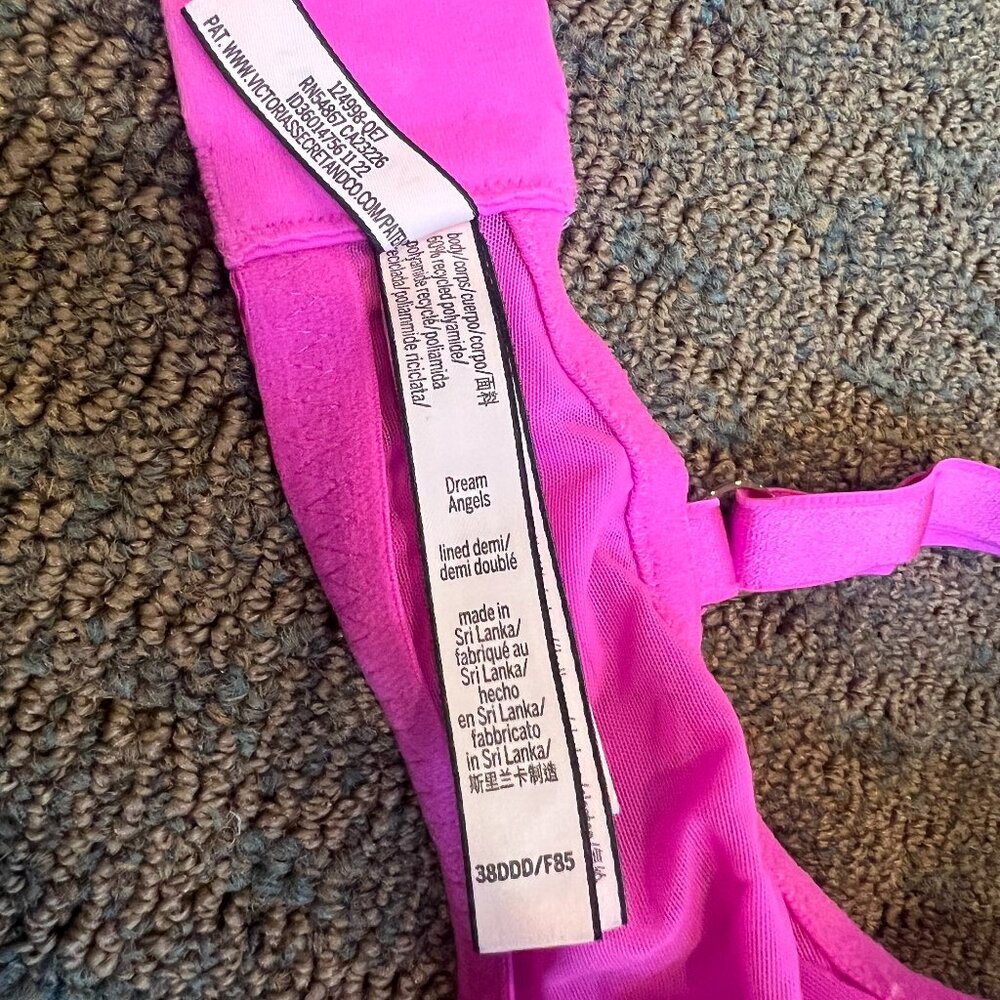 Pink Bra - Picture 4 of 5